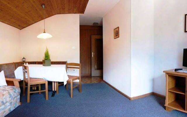 Отель Residence Arunda Натурно комната для гостей