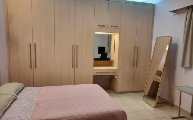 Apartment Sleeps 6 With Ensuite