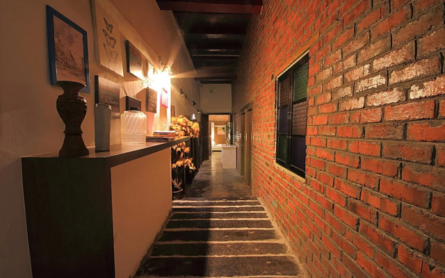 Lagenda House