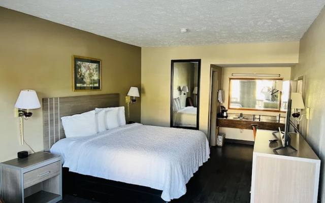 Alpine Valley Inn