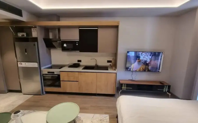 The Diamond inCity Luxury Suites by Cozy