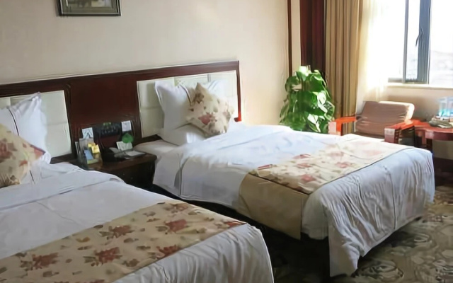 Dynasty Hotel