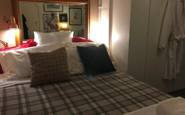 Wynberg House Swansea Bed & Breakfast