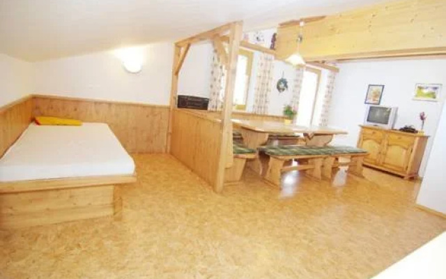 Apart Tiefenbach