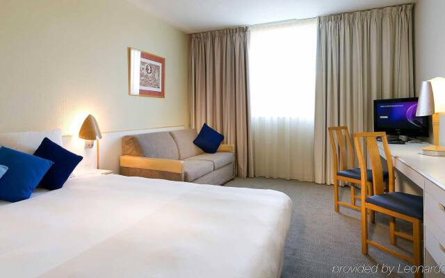 Отель Novotel York Centre Йорк комната для гостей