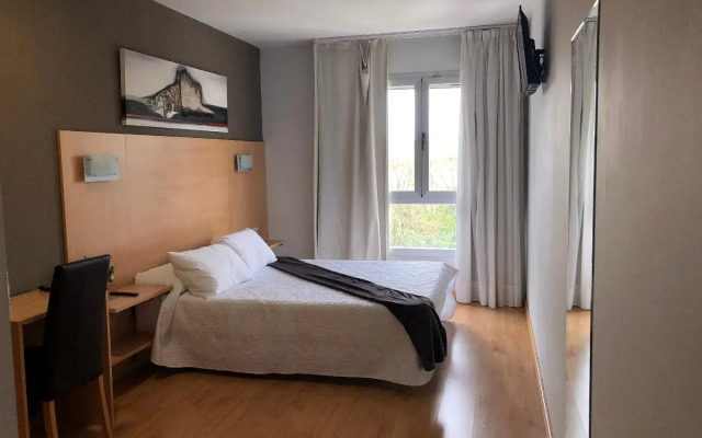Hotel Villa de los Arcos