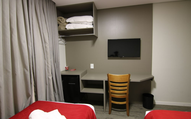 Lagoa Flat Hotel