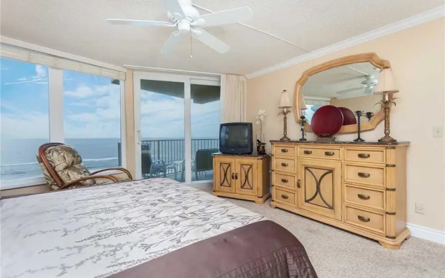 Shores Club 702 - Two Bedroom Condo
