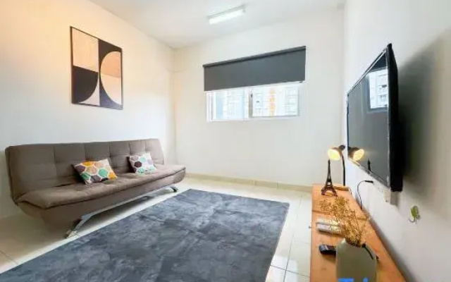 Spacious 2Bedroom Suite At Alanis Residence Sepang