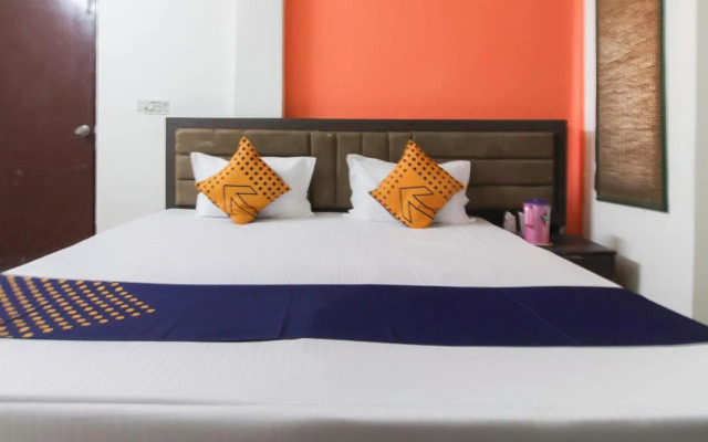 Goroomgo Viren Pacific Agra
