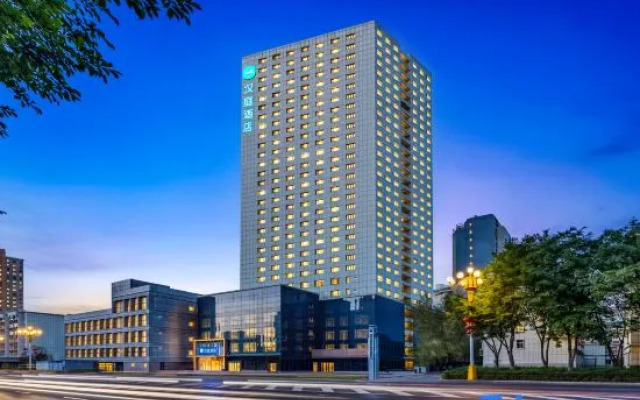 Hanting Hotel (Urumqi Youhao South Road Mingyuan Branch)