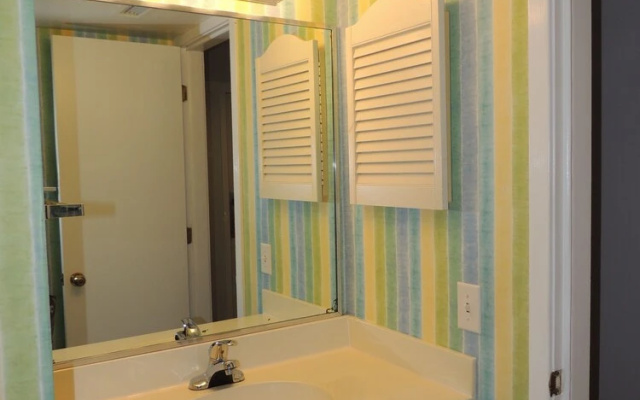 Laurel Court #308