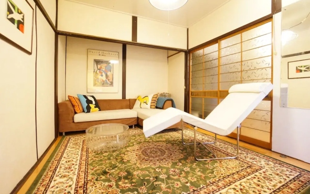 Rainbow Takayama Private House