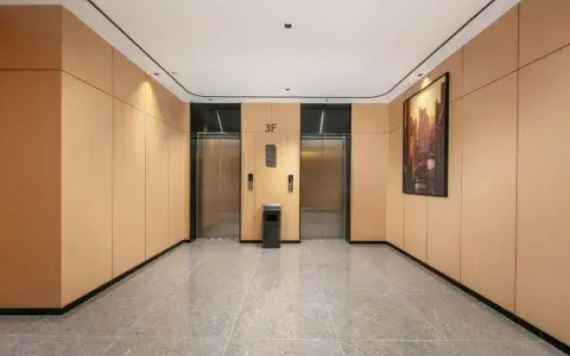 Lixi Hotel