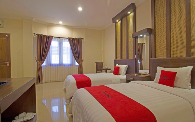 RedDoorz Premium @ The Garden Suites Solo