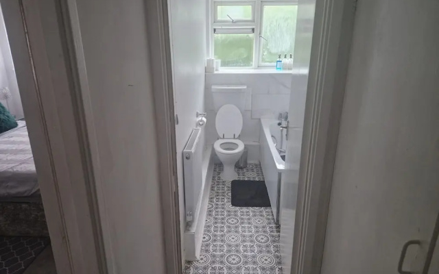 Immaculate 1-bed Apartment in Woodford Green