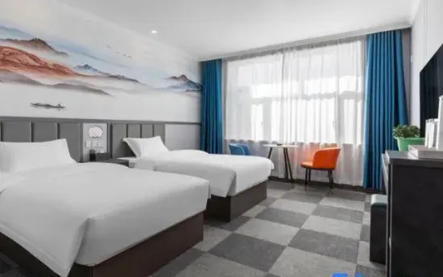 Ulanqab Lisen Hotel (Victoria Plaza)