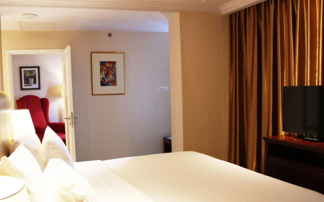 Adimulia Hotel Medan