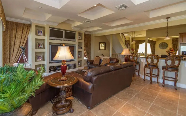 Reunion Disney Villa