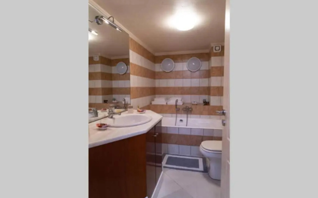 Kallisti stone house apartment