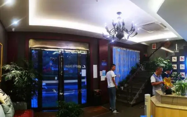 Junyi Chain Hotel (Wuxi Yixing Xushe Town Government)