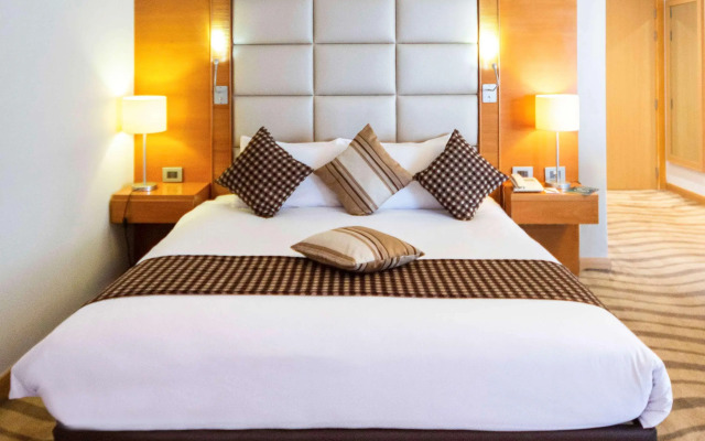 Mercure Ismailia Forsan Island Hotel
