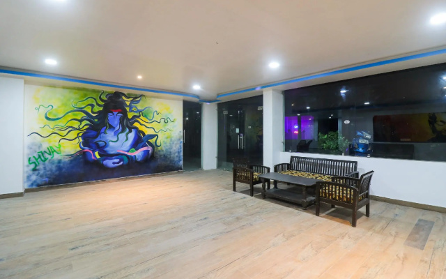 OYO 48801 Hotel Golden Leaf