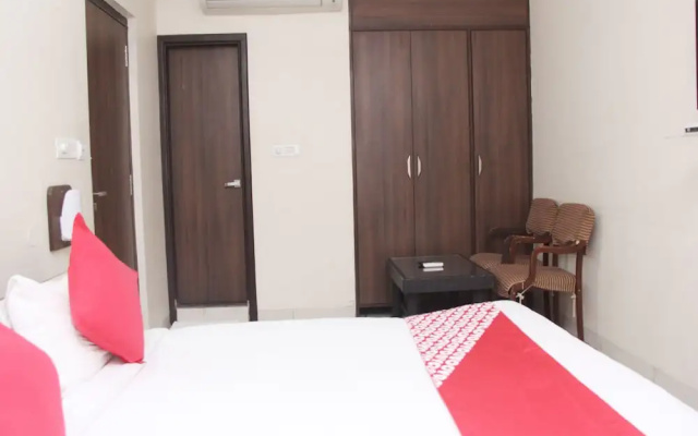 OYO 14427 Hotel RK Palace