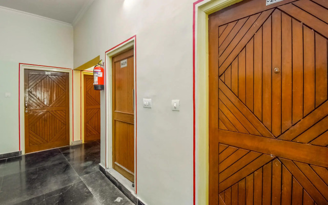 OYO 14069 Jaipur House