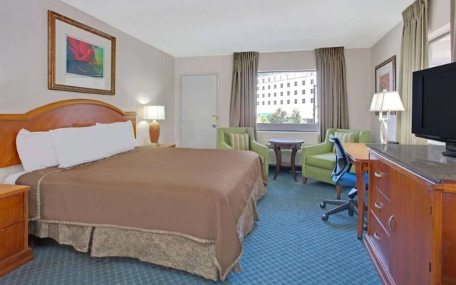 Travelodge - Orlando Downtown