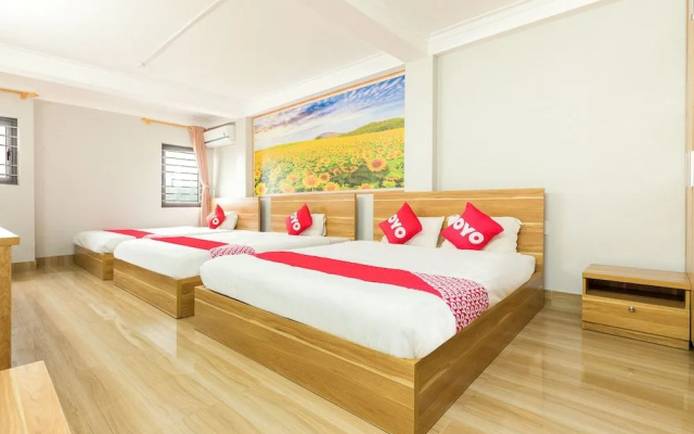 OYO 800 Candy Hotel