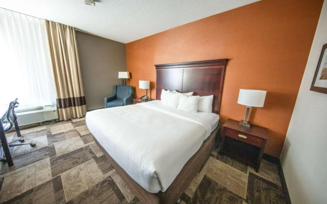 Comfort Inn & Suites Hutchinson