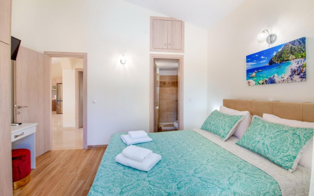 Villa Plagia Brand New Villa