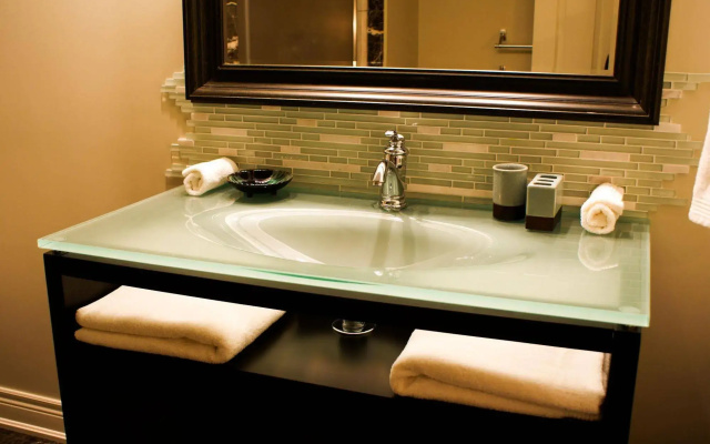 Sapience Retreat & Apothecary