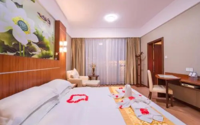 Qiang Wei Business Hotel