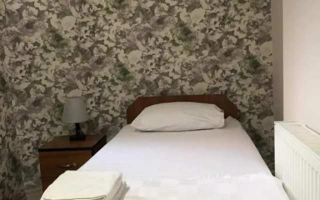Özdemir Otel