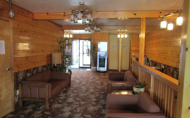 Captain's Choice Motel