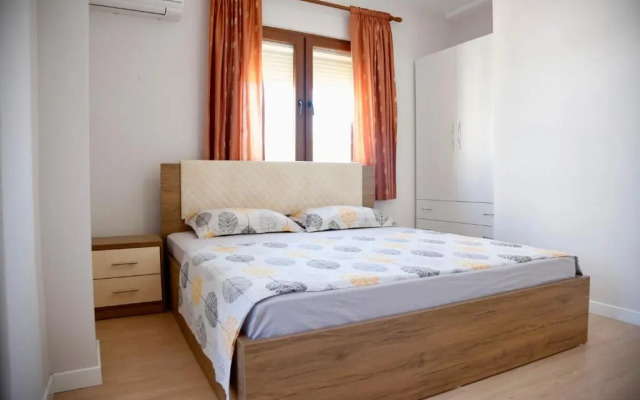 Luxury Apartment 4