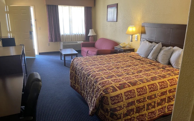 Gun Barrel Executive Inn