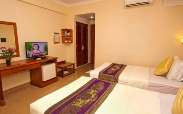 Town View Hotel II