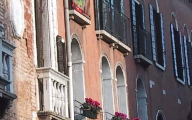 Отель Casa Pisani Canal вид на фасад
