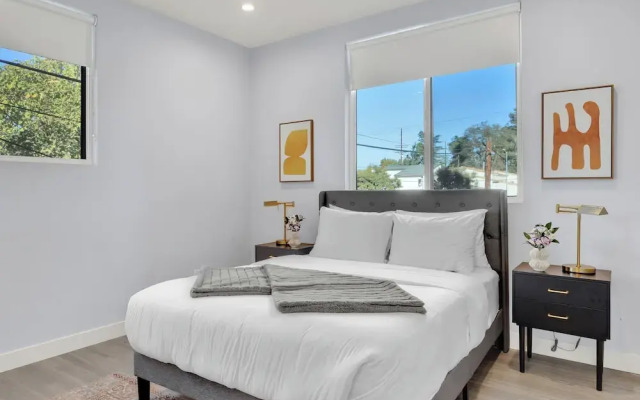 Fulton II by Avantstay Rooftop Patio w/ Views!