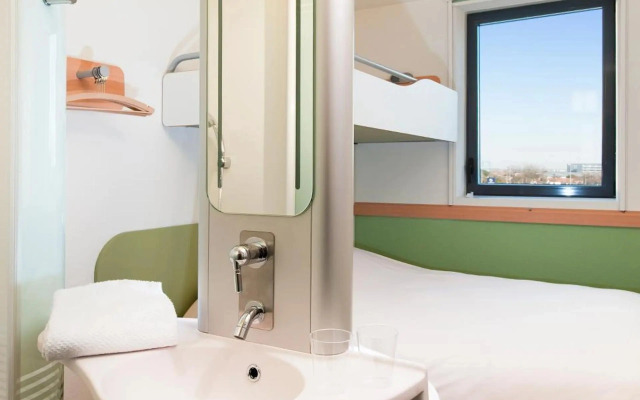ibis budget Istres Trigance
