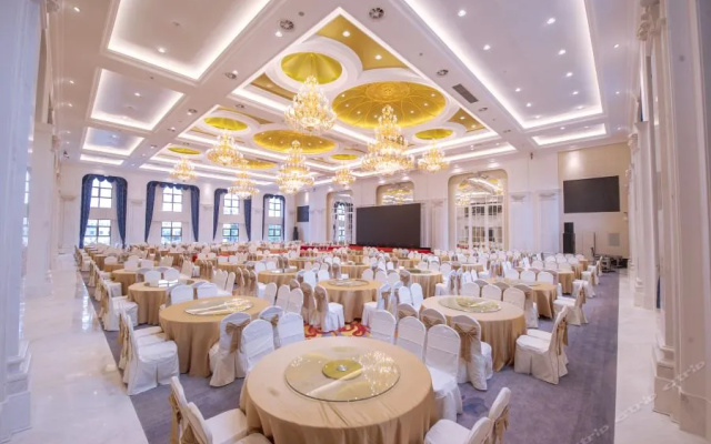 Vienna Hotel (Kevin International Branch, Yingchun West Road, Taizhou)
