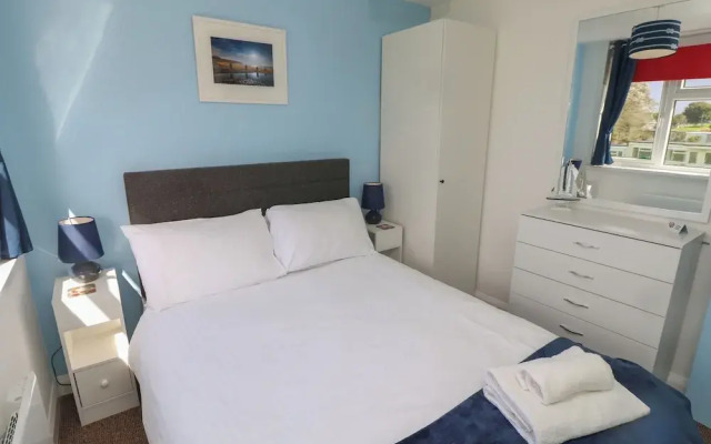 Culver View - Chalet 129 Sandown Bay Holiday Centre