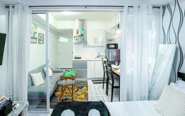 Stunning 1-bed Apartment in Paranaque