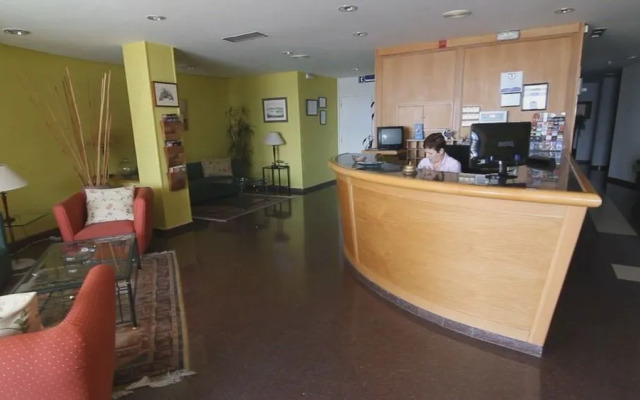 Hotel Oca Justo