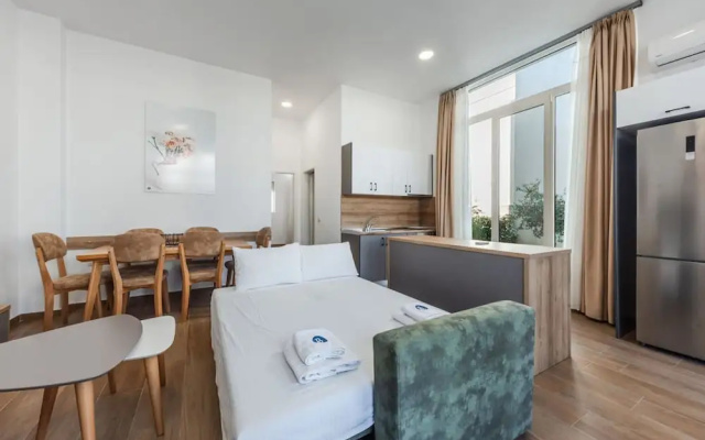 Garden View Apartment - Karafili