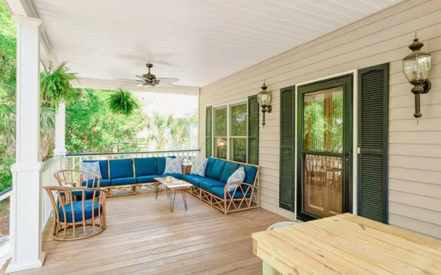 307 W Indian - The Prickly Pear