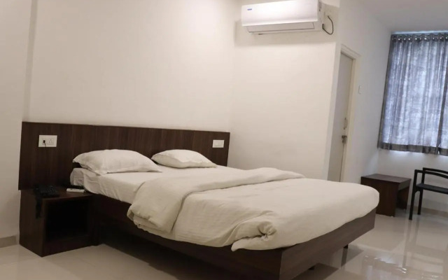 Hotel New Samrat